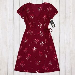 Express | Burgundy Floral Wrap Midi Dress Size Small NWT
